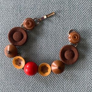Vintage button bracelet